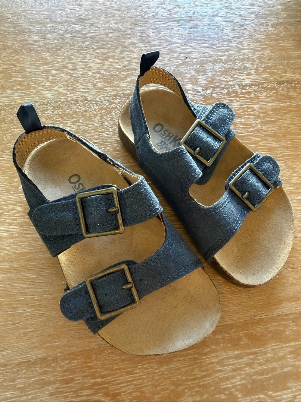 OshKosh Toddler Boy Double-Buckle Velcro Sandals size 6